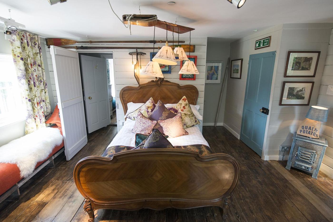 The Woolpack Inn Wavehorne 外观 照片